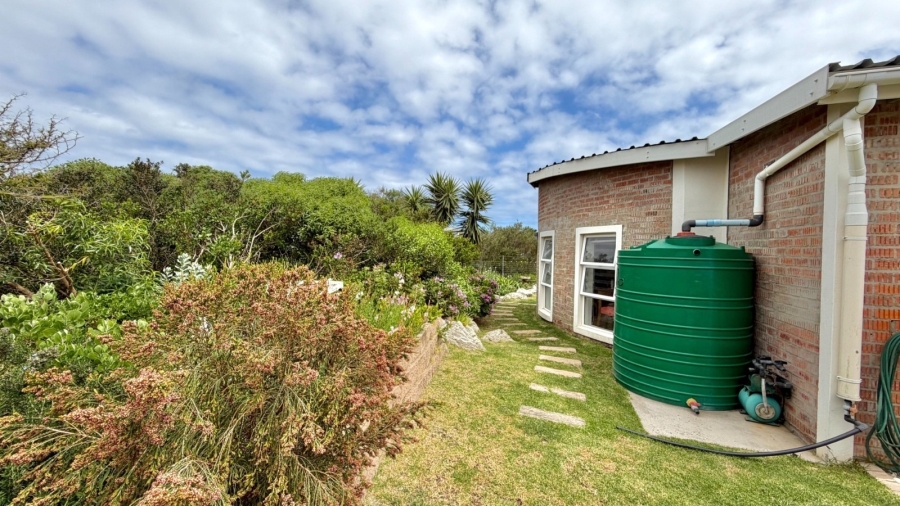 4 Bedroom Property for Sale in Bettys Bay Western Cape